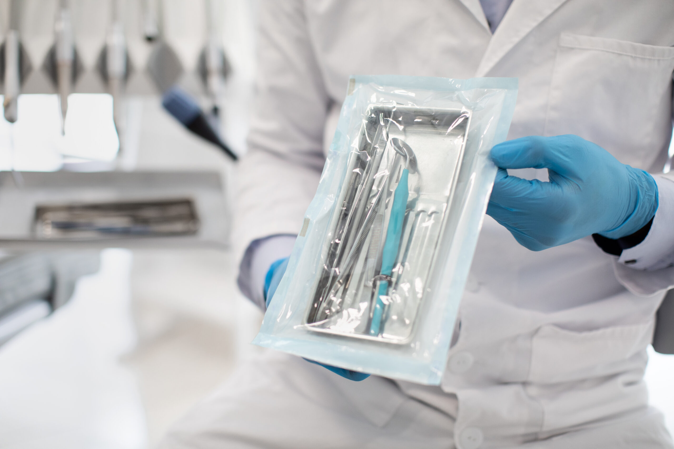 ¿Por qué son importantes las máquinas de sellado en el laboratorio?