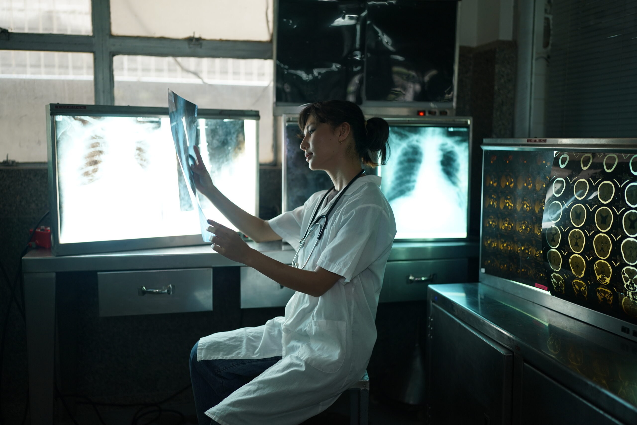 Cómo la Inteligencia Artificial Descifra los Tumores Mejor que el Ojo Humano en la Lucha Contra el Cáncer